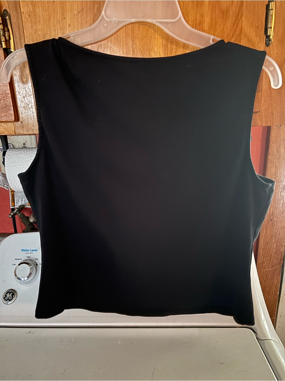 Madden NYC Black Cropped Sleeveless Top - Picture 3 of 3